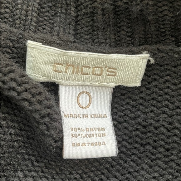Chico’s 0 (S/4) black v neck tunic length short sleeve 1 button cardigan sweater - Picture 2 of 6